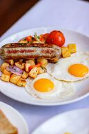 Pinnacle Hotel Harbourfront