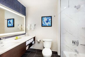 DoubleTree by Hilton Pomona