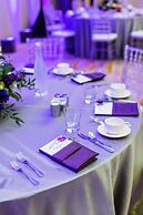 DoubleTree by Hilton Pomona