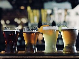 DoubleTree by Hilton Pomona