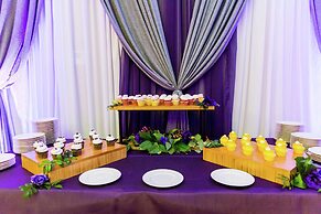 DoubleTree by Hilton Pomona