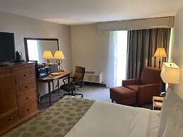 Ramada Plaza by Wyndham Albuquerque Midtown