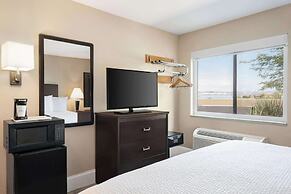 Travelodge by Wyndham Lake Havasu