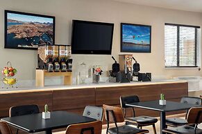Travelodge by Wyndham Lake Havasu