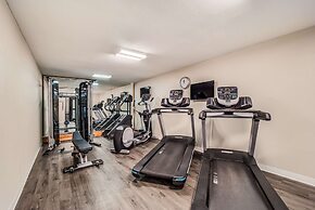 Clarion Inn & Suites