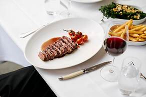 Hyatt Hotel Canberra - a Park Hyatt