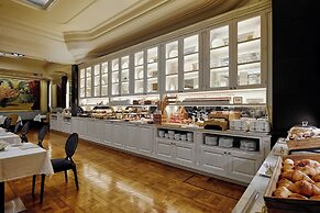 El Avenida Palace Hotel