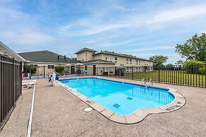 American Inn and Suites Dundee