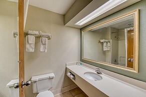 American Inn and Suites Dundee