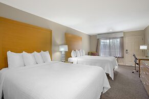 Best Western Plus Dixon Davis