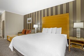 Best Western Plus Dixon Davis