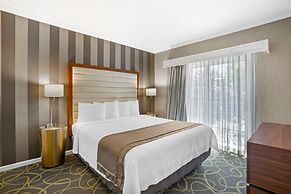 Best Western Plus Dixon Davis