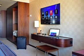 Porto Palácio Hotel by The Editory
