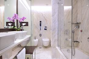 Porto Palácio Hotel by The Editory