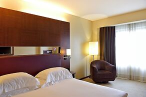 Porto Palácio Hotel by The Editory