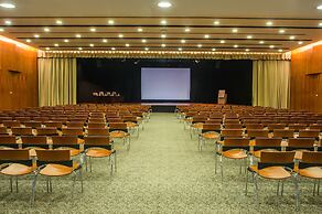 Porto Palácio Hotel by The Editory