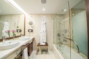 Porto Palácio Hotel by The Editory