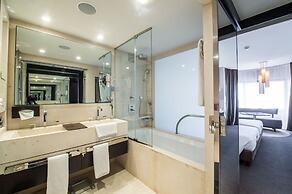 Porto Palácio Hotel by The Editory