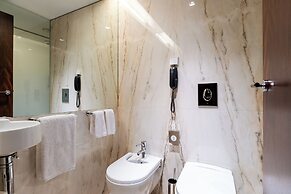 Porto Palácio Hotel by The Editory