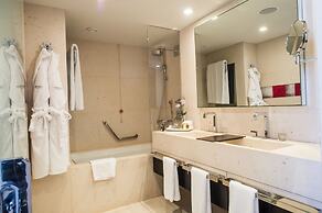 Porto Palácio Hotel by The Editory