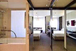 Porto Palácio Hotel by The Editory