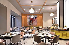 Porto Palácio Hotel by The Editory