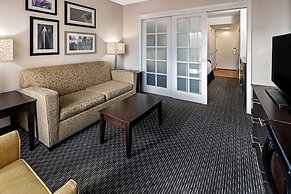La Quinta Inn & Suites by Wyndham Anaheim