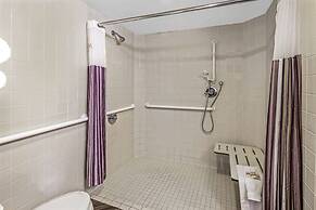 La Quinta Inn & Suites by Wyndham Anaheim