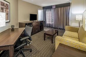 La Quinta Inn & Suites by Wyndham Anaheim
