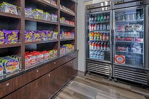 La Quinta Inn & Suites by Wyndham Anaheim