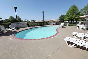 Hampton Inn Dyersburg
