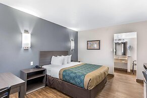 Econo Lodge Inn & Suites Socorro