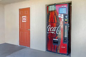 Econo Lodge Inn & Suites Socorro