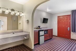 Econo Lodge Inn & Suites Socorro