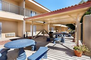 Econo Lodge Inn & Suites Socorro