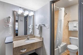 Econo Lodge Inn & Suites Socorro