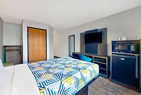 Motel 6 Cedar Rapids, IA - Airport