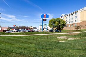 Motel 6 Cedar Rapids, IA - Airport