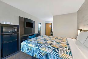Motel 6 Cedar Rapids, IA - Airport