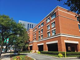 Courtyard by Marriott Chicago at Medical District/UIC