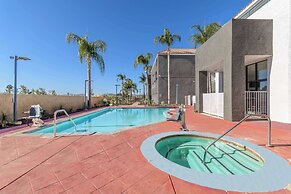 Studio 6 Suites Perris, CA