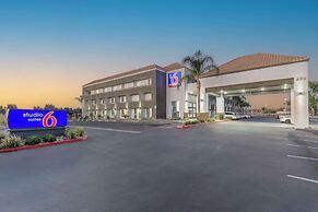 Studio 6 Suites Perris, CA