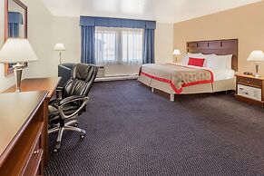 Baymont by Wyndham Waukesha