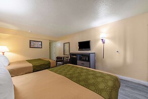 Econo Lodge San Marcos University Area