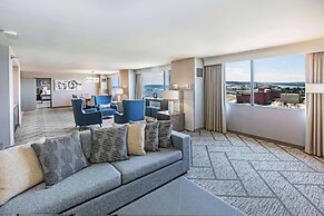 DoubleTree by Hilton Tulsa Downtown