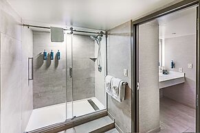 DoubleTree by Hilton Tulsa Downtown