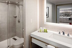 DoubleTree by Hilton Tulsa Downtown