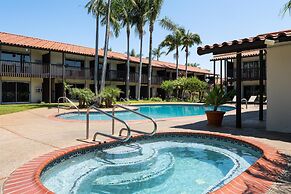 Best Western Plus Pepper Tree Inn