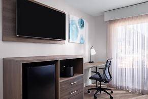 Best Western Plus Pepper Tree Inn