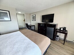 Days Inn by Wyndham St. Charles IL